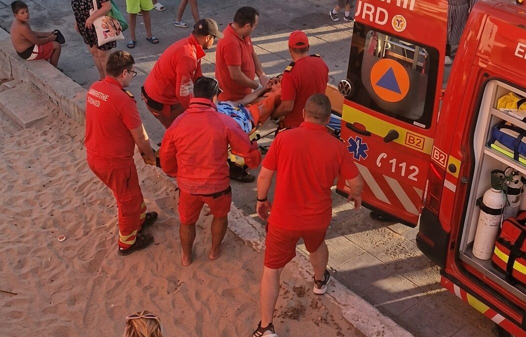 Asistență rapidă la Eforie Nord: Accidentări pe plajă și sprijin medical pentru un sugar